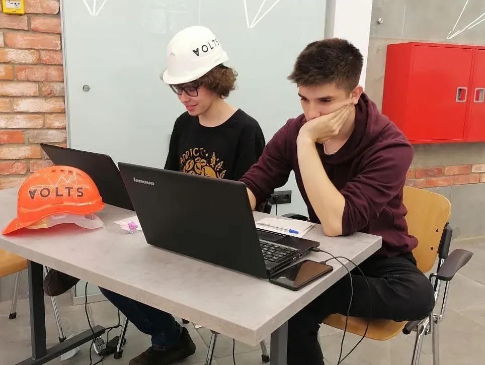 Volts на хакатоне в ГУАПе - фото 4