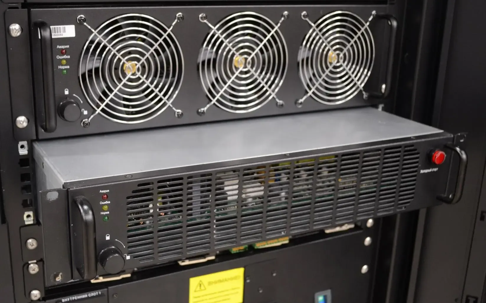Трехфазные ИБП: что это такое и когда они нужны - фото 6